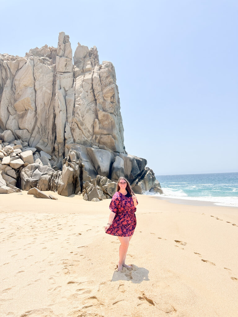 
Walking the beach after performing custom calligraphy during an Incentive Travel Event in Cabo San Lucas.

Event location: Chileno Bay Resort, Auberge Resort Collections